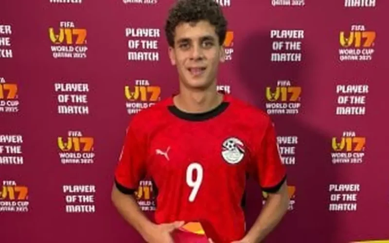 تطورات مفاجئة.. برشلونة يقترب من استعارة حمزة عبد الكريم من الأهلي